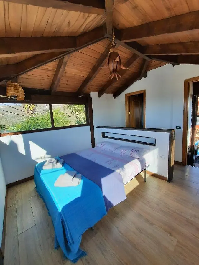 Casa Giuliana Bed and Breakfast Charco del Pino 3*,