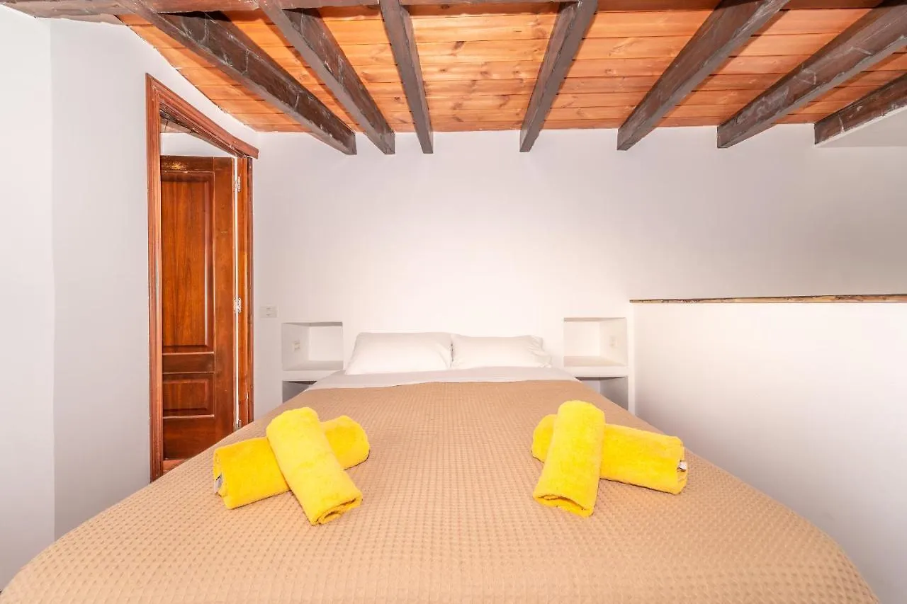 فندق مبيت وإفطار مبيت وإفطار Charco del Pino Casa Giuliana